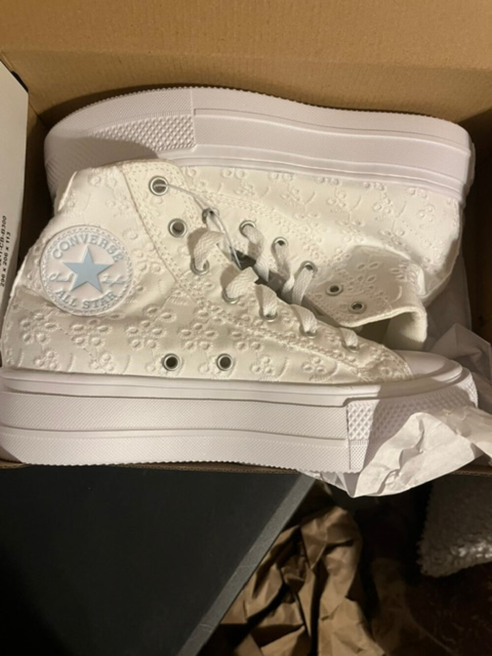 Converse Day One Platform Hi Floral Embroidered High Top Sneakers Size 5
